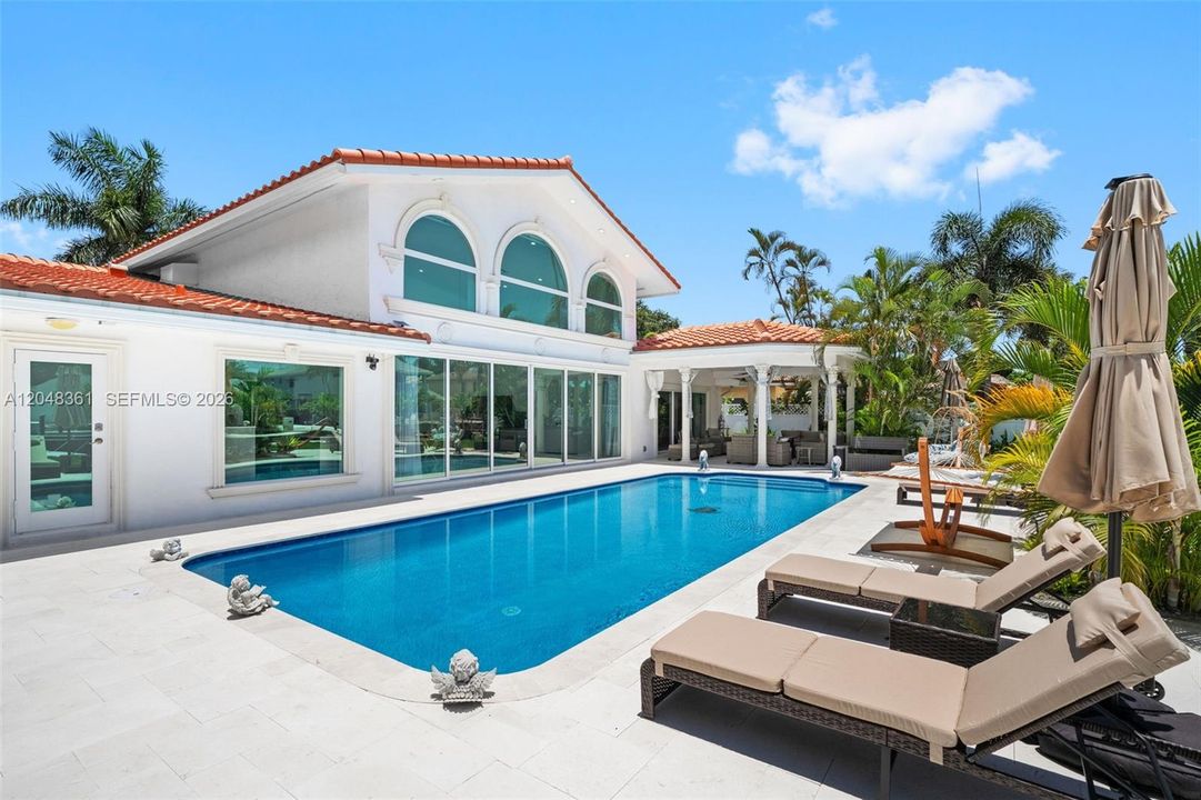 For Sale: $3,999,977 (4 beds, 5 baths, 0 Square Feet)