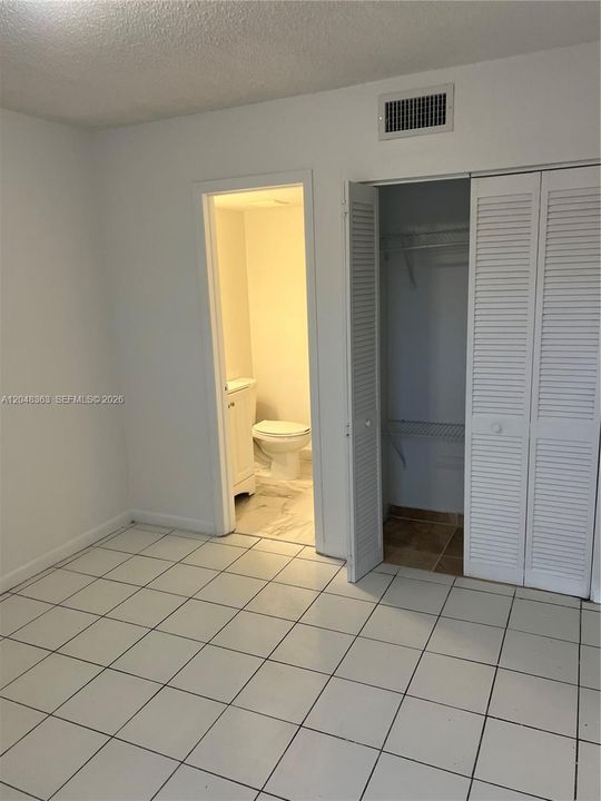 For Rent: $2,000 (2 beds, 2 baths, 782 Square Feet)