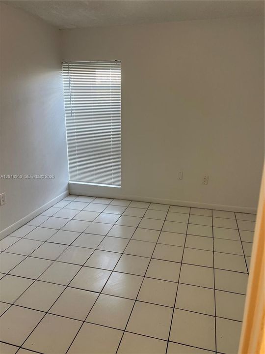 For Rent: $2,000 (2 beds, 2 baths, 782 Square Feet)