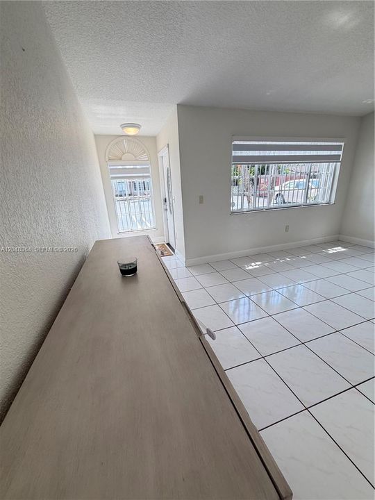 For Rent: $2,950 (3 beds, 2 baths, 1270 Square Feet)