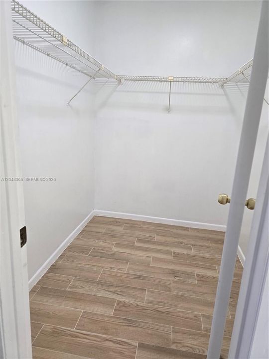 For Rent: $2,300 (2 beds, 2 baths, 1170 Square Feet)
