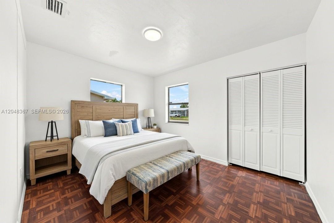 For Sale: $495,000 (3 beds, 2 baths, 1158 Square Feet)
