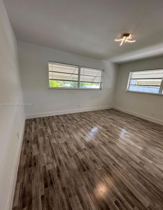В аренду: $2,200 (2 спален, 1 ванн, 1051 Квадратных фут)
