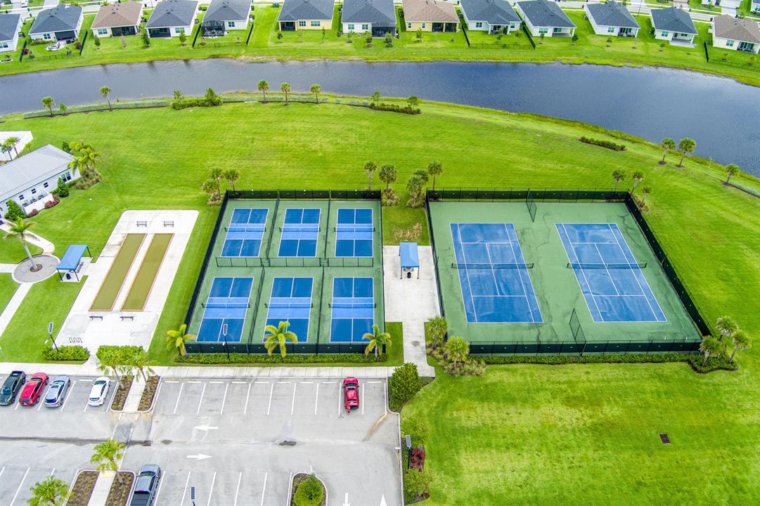 Tennis