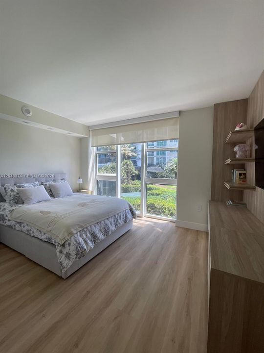 For Rent: $7,000 (2 beds, 2 baths, 1056 Square Feet)