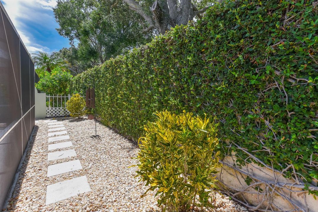 1711 SW Waterfall Blvd_Lisa Webb_8