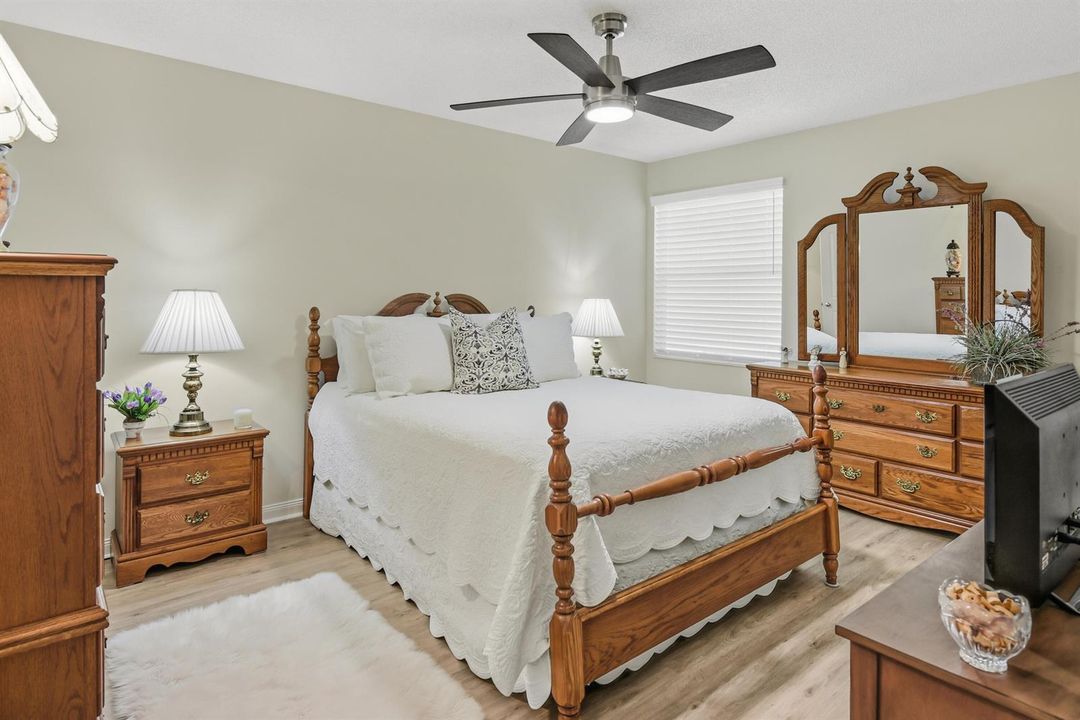 1711 SW Waterfall Blvd_Lisa Webb_54