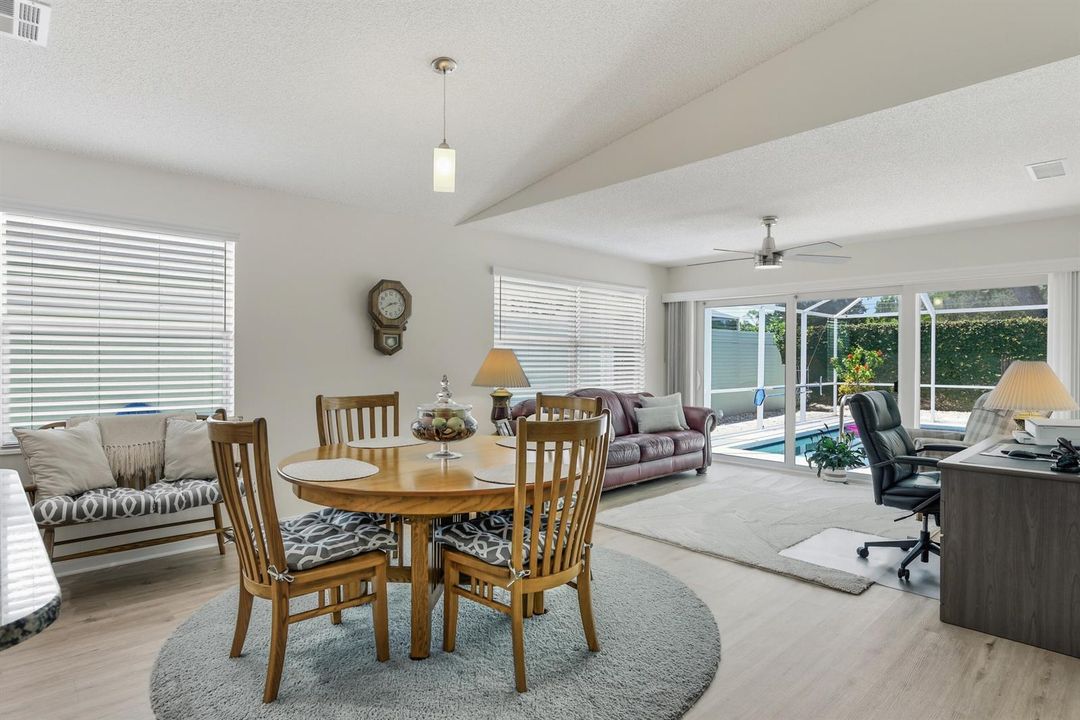 1711 SW Waterfall Blvd_Lisa Webb_17 copy