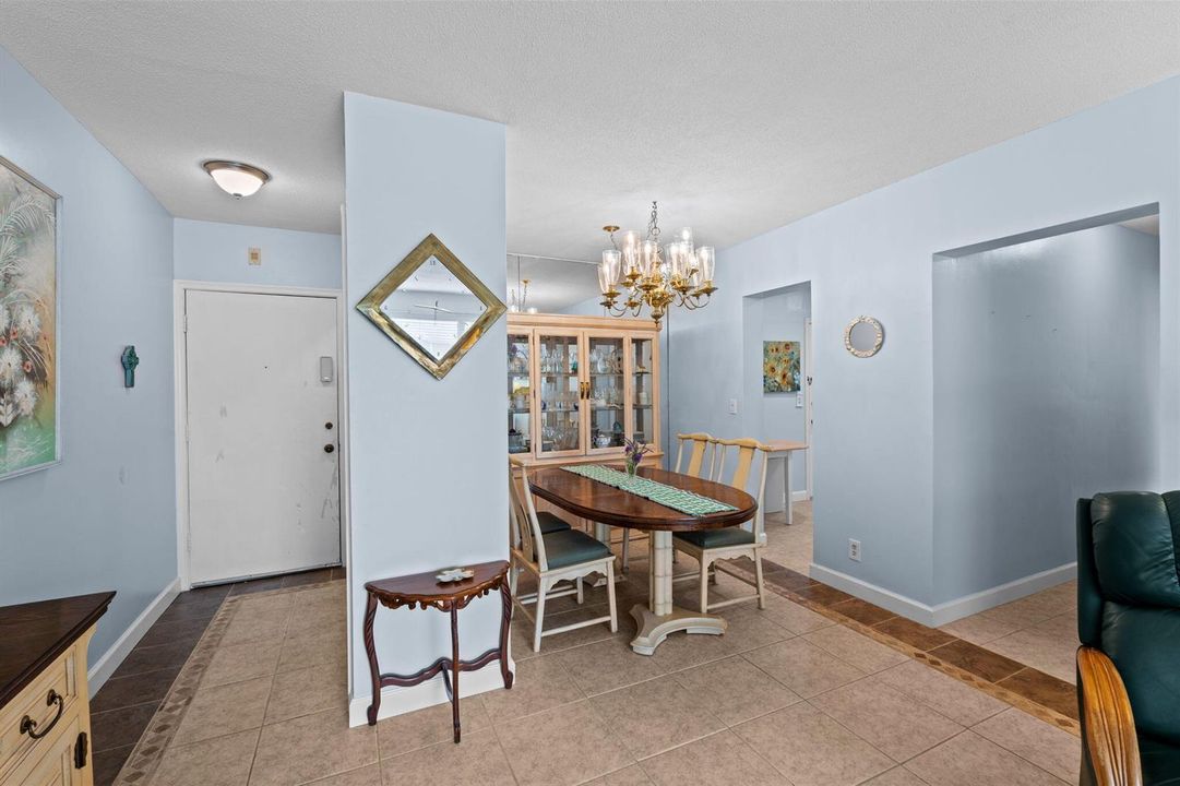 3-web-or-mls-A7409868
