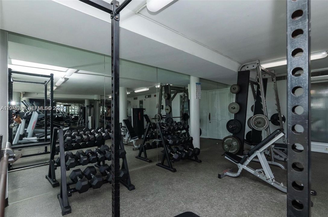 For Rent: $4,350 (2 beds, 2 baths, 1520 Square Feet)