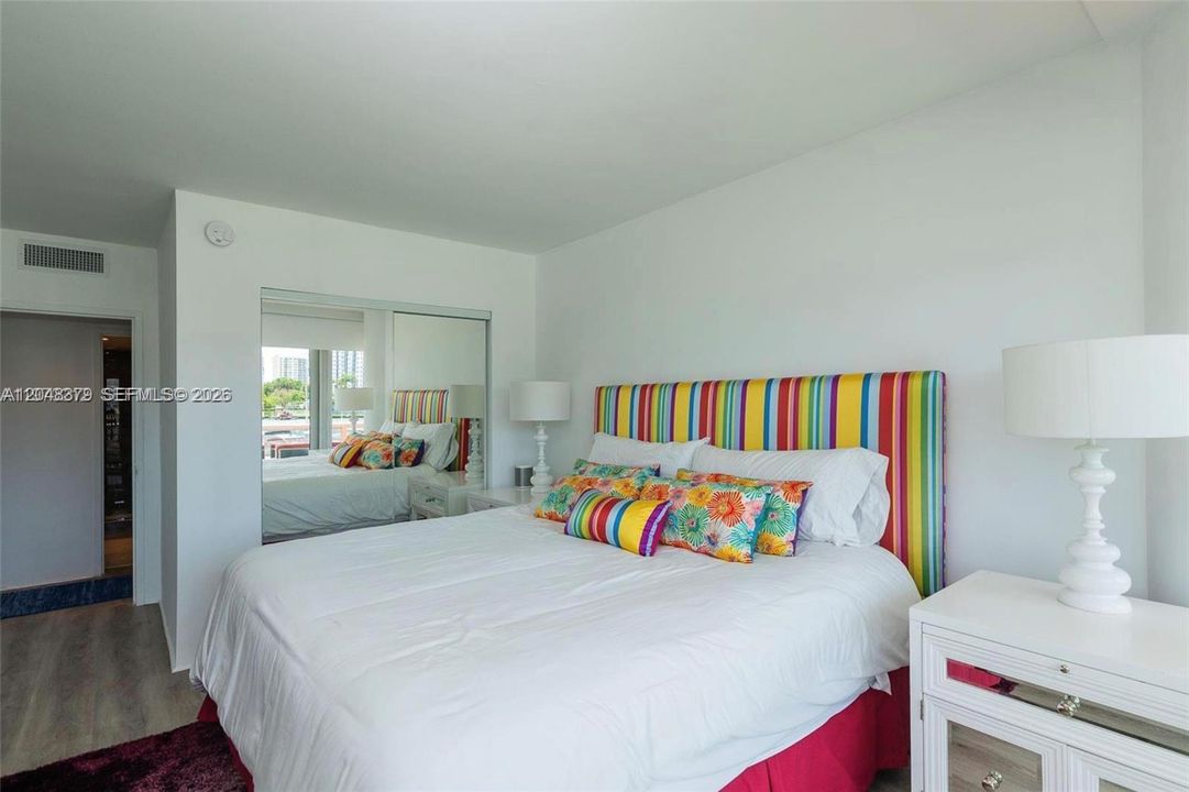 For Rent: $4,350 (2 beds, 2 baths, 1520 Square Feet)
