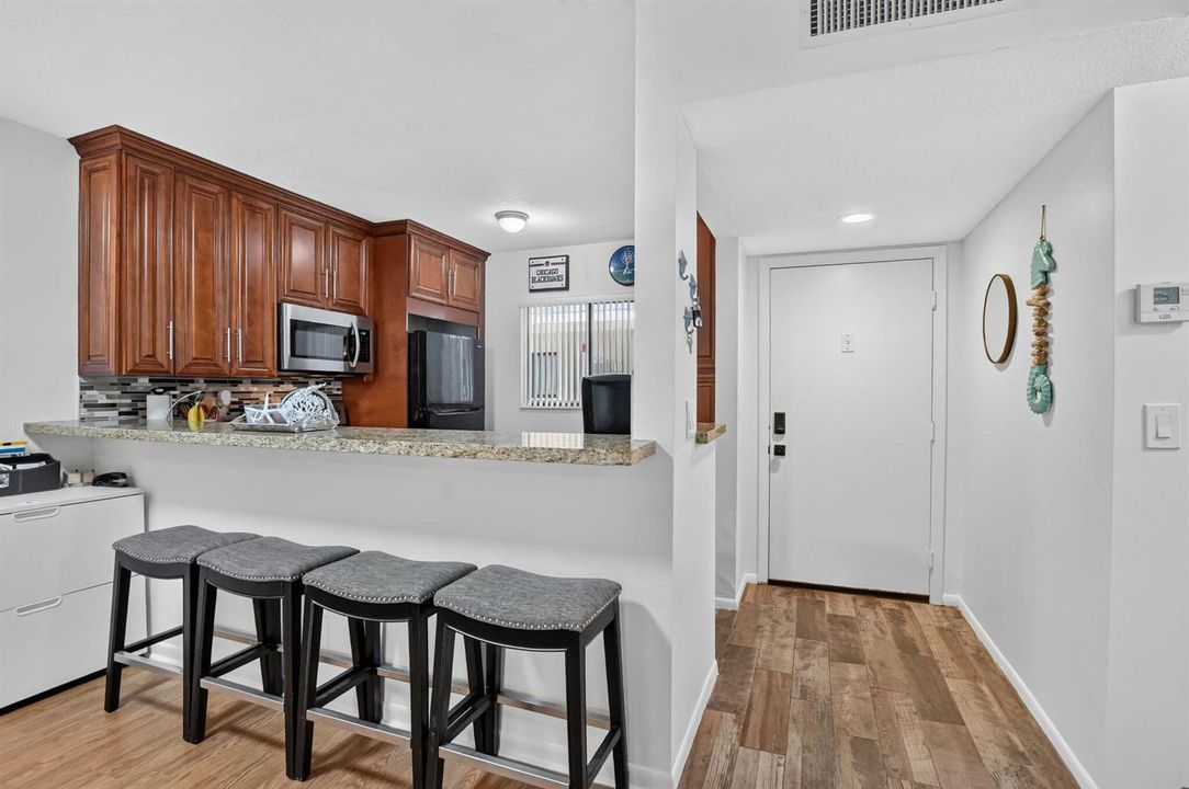5280 Las Verdes Cir 216