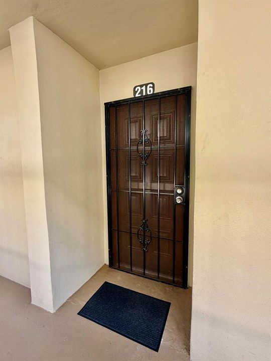 5280 Las Verdes Cir 216