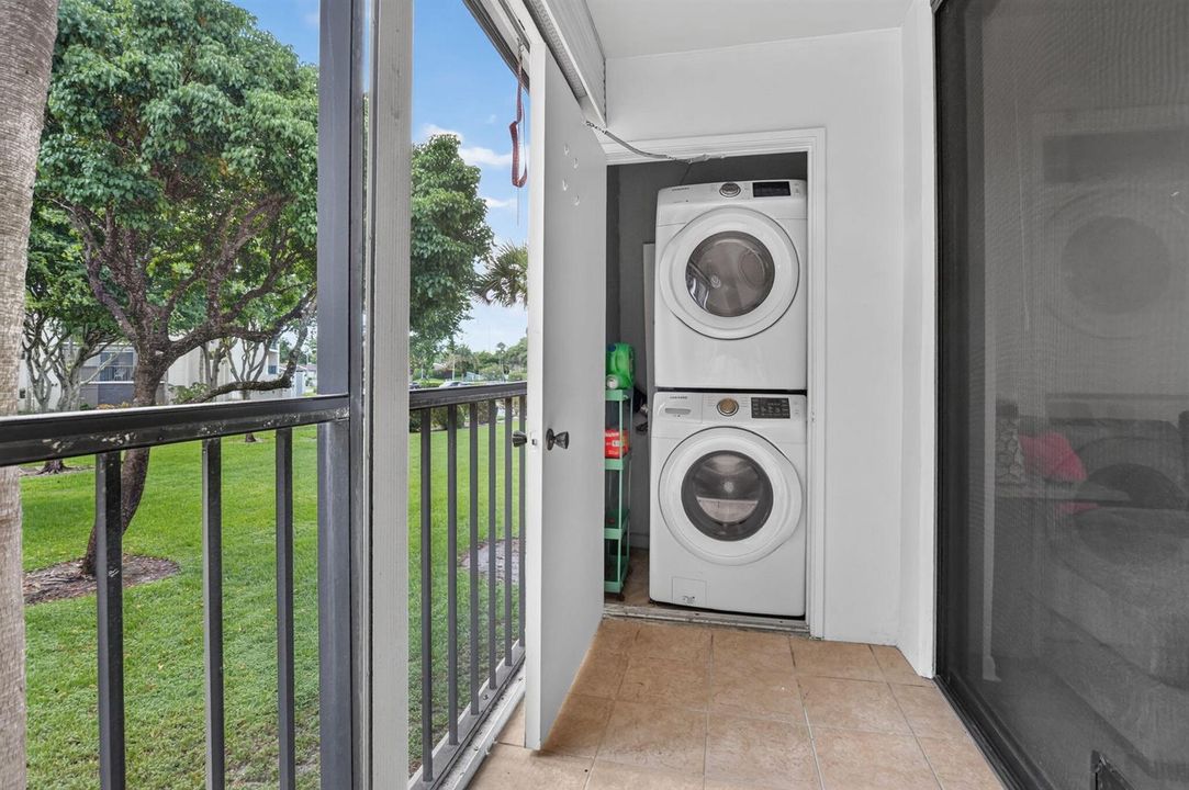 5280 Las Verdes Cir 216