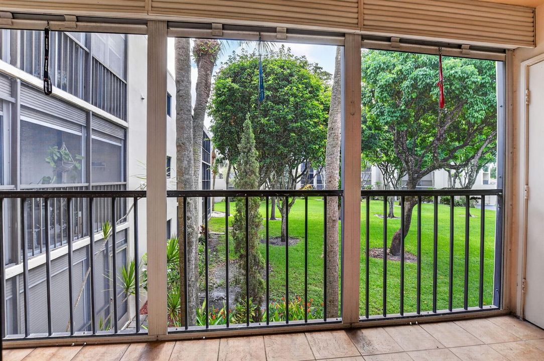 5280 Las Verdes Cir 216