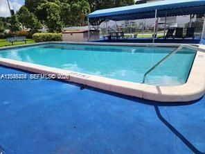 For Rent: $1,900 (2 beds, 2 baths, 1020 Square Feet)