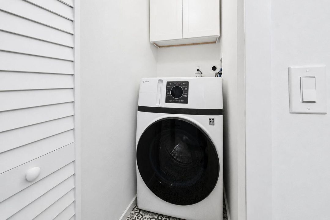 60-web-or-mls-Laundry 3