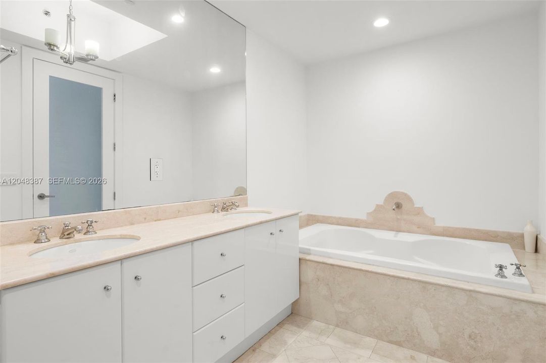 For Rent: $16,500 (2 beds, 2 baths, 1591 Square Feet)