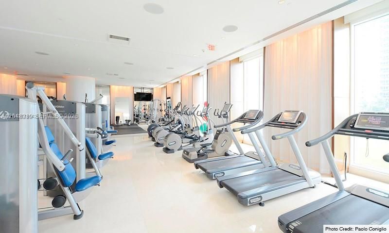 For Rent: $10,000 (2 beds, 2 baths, 1452 Square Feet)