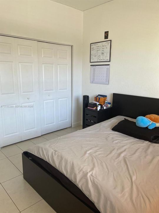 For Rent: $3,000 (3 beds, 2 baths, 1670 Square Feet)