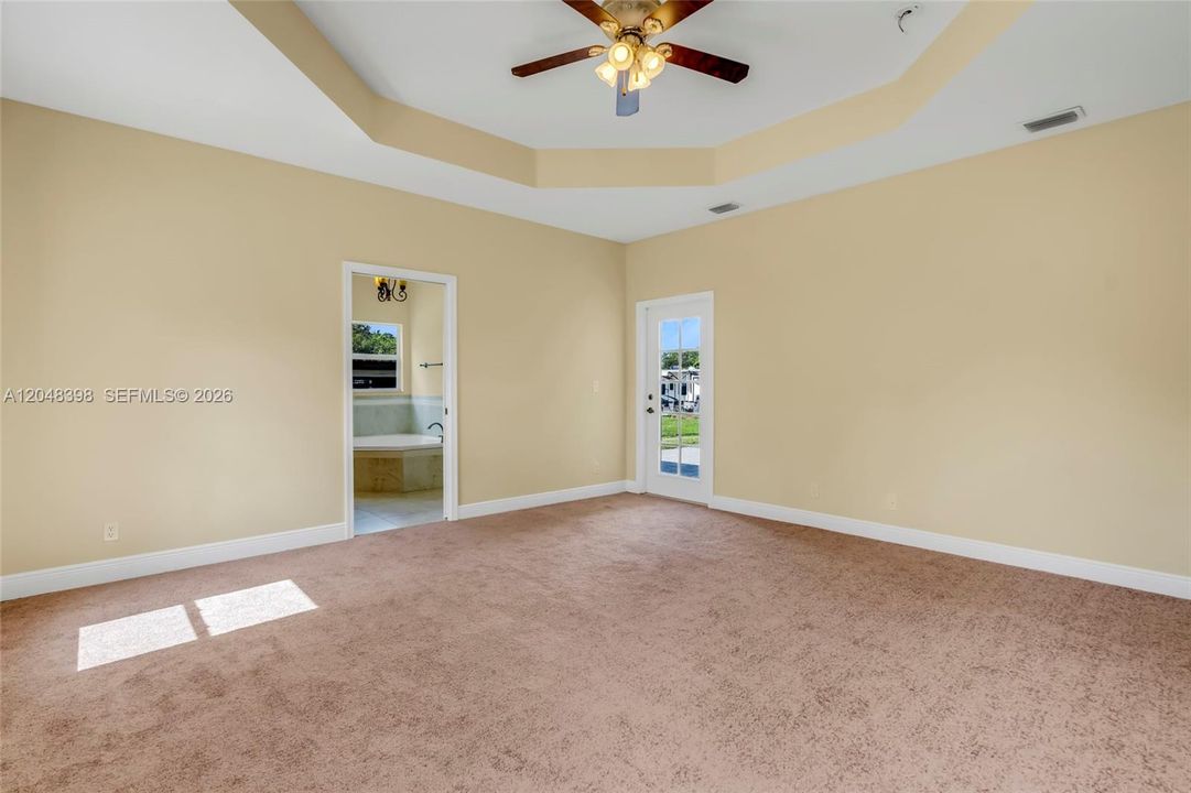 For Sale: $819,000 (4 beds, 3 baths, 2519 Square Feet)