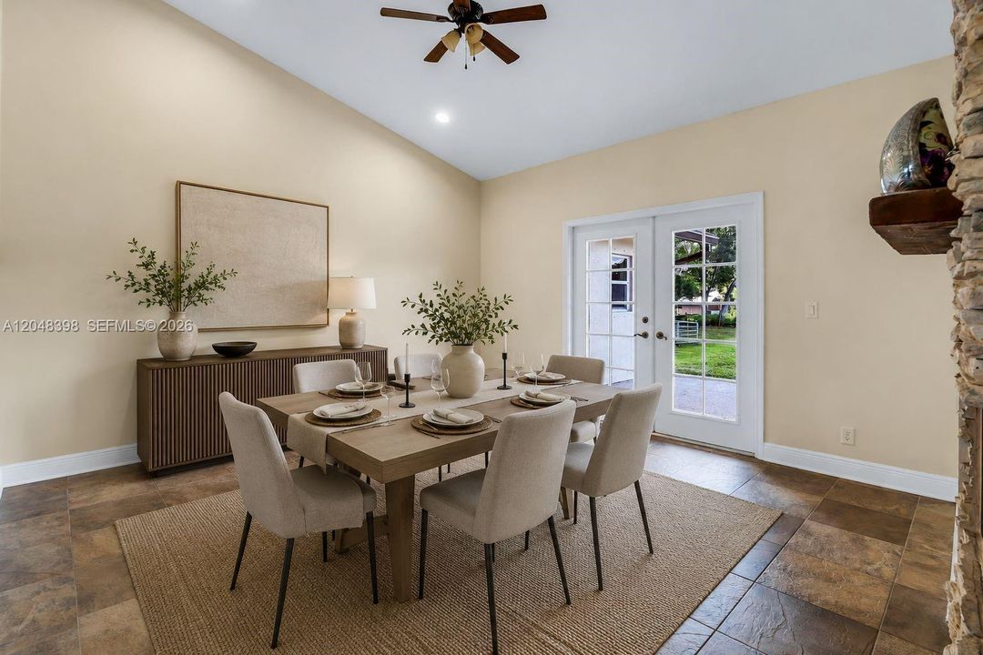 For Sale: $819,000 (4 beds, 3 baths, 2519 Square Feet)