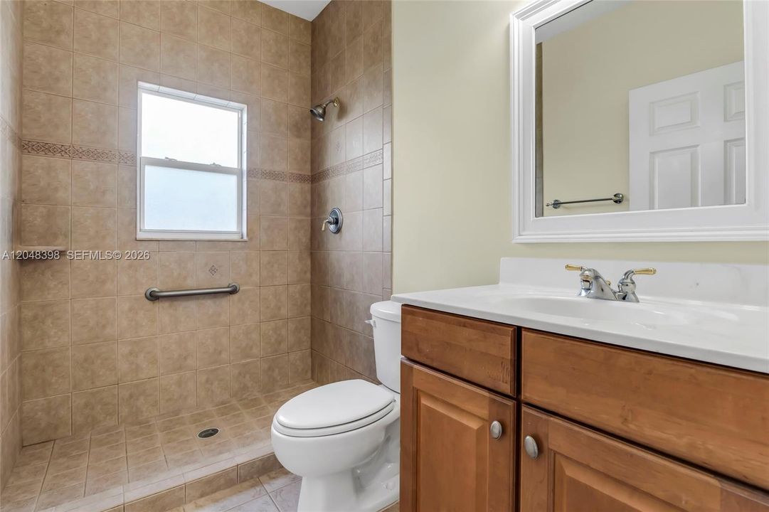 For Sale: $819,000 (4 beds, 3 baths, 2519 Square Feet)