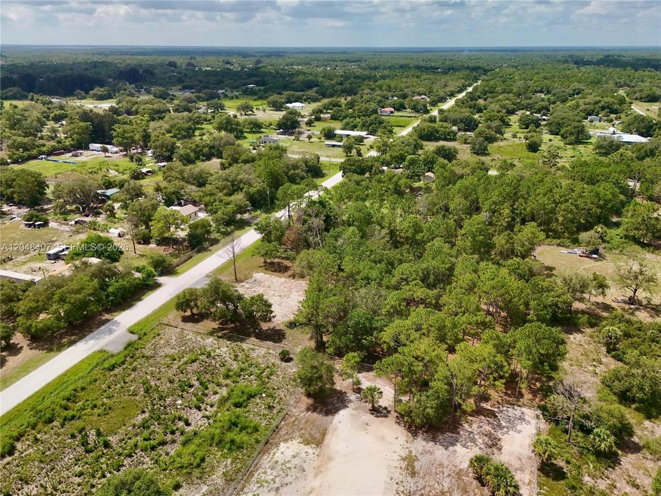 待售: $65,000 (1.09 acres)