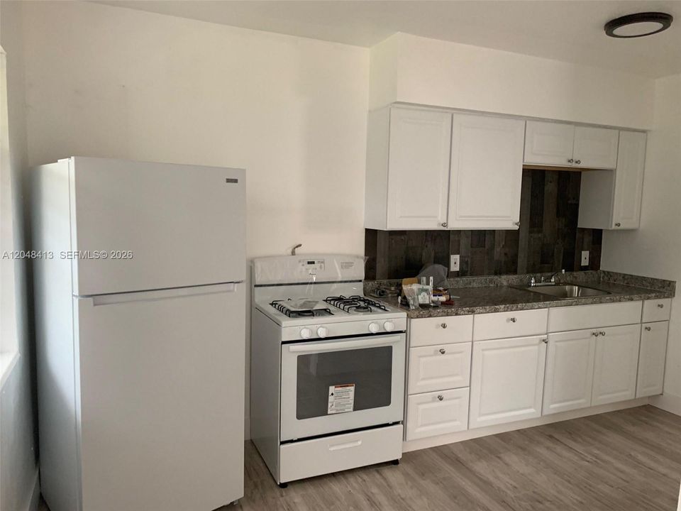 For Rent: $1,500 (1 beds, 1 baths, 600 Square Feet)