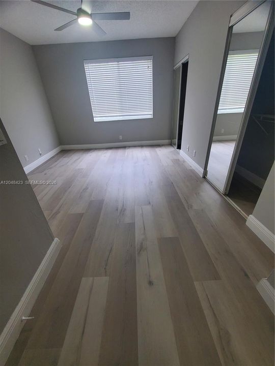 For Rent: $2,400 (2 beds, 1 baths, 1110 Square Feet)
