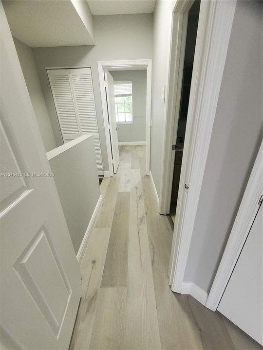 For Rent: $2,400 (2 beds, 1 baths, 1110 Square Feet)
