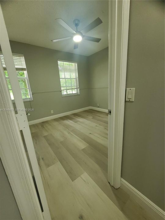 For Rent: $2,400 (2 beds, 1 baths, 1110 Square Feet)