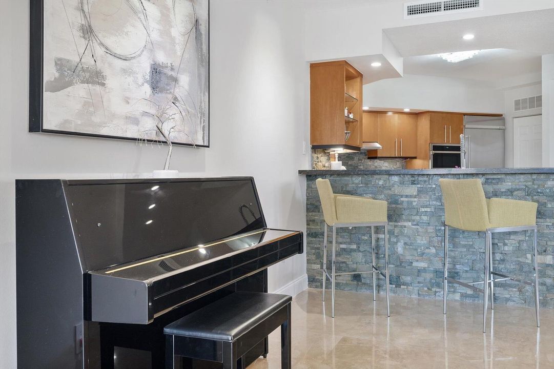 22-615 Bayshore Dr_022