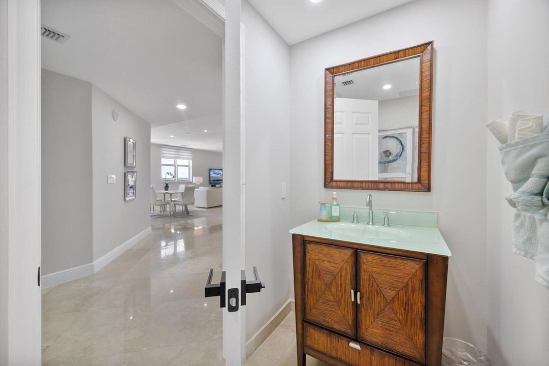 09-615 Bayshore Dr_009