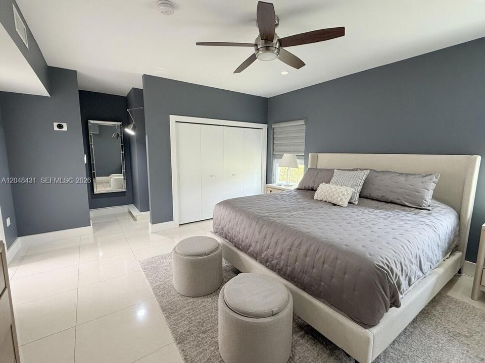 For Sale: $2,485,000 (4 beds, 4 baths, 2467 Square Feet)