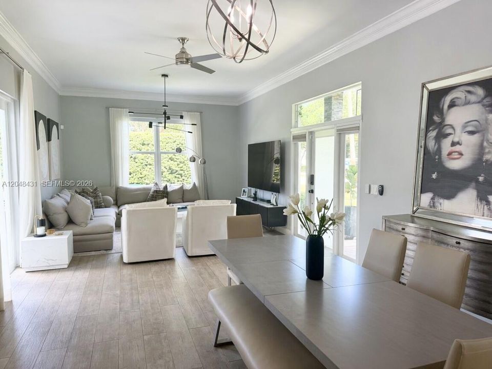 For Sale: $2,485,000 (4 beds, 4 baths, 2467 Square Feet)