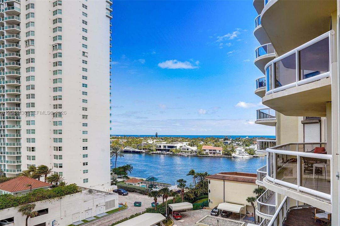For Sale: $624,900 (2 beds, 2 baths, 1500 Square Feet)