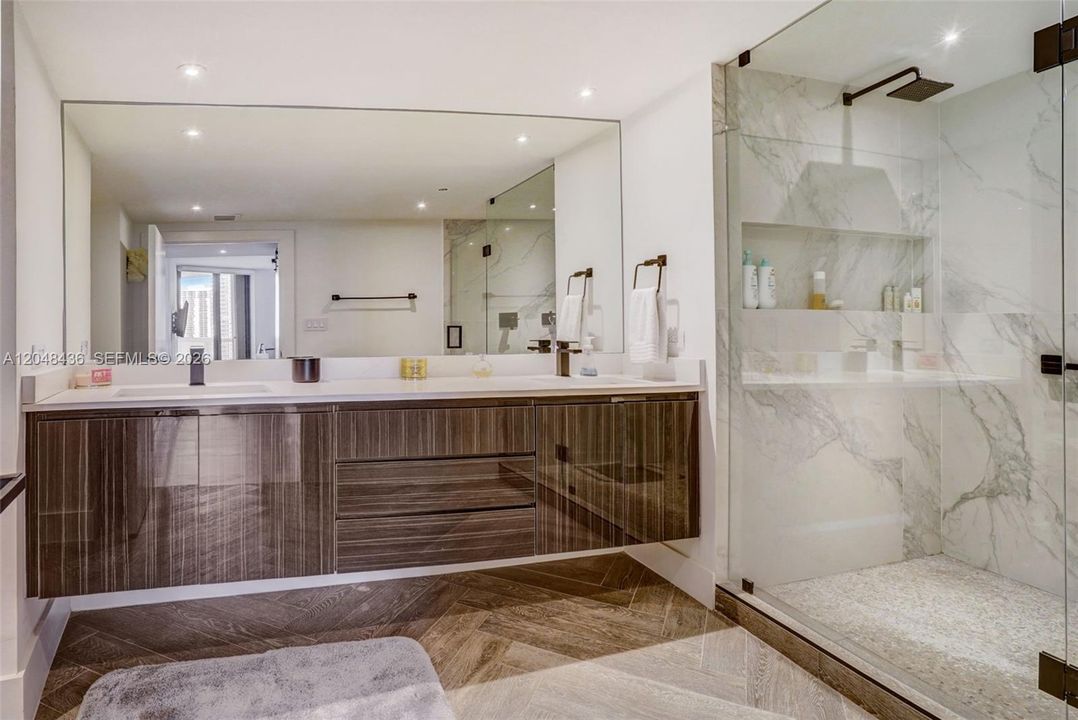 For Sale: $624,900 (2 beds, 2 baths, 1500 Square Feet)
