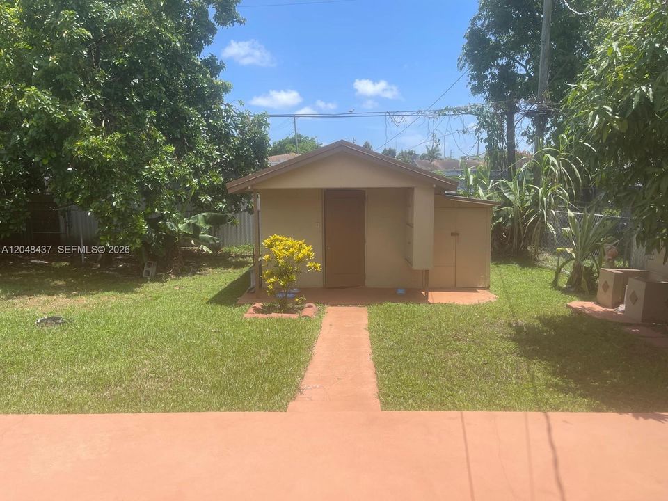 For Sale: $590,000 (3 beds, 2 baths, 1678 Square Feet)