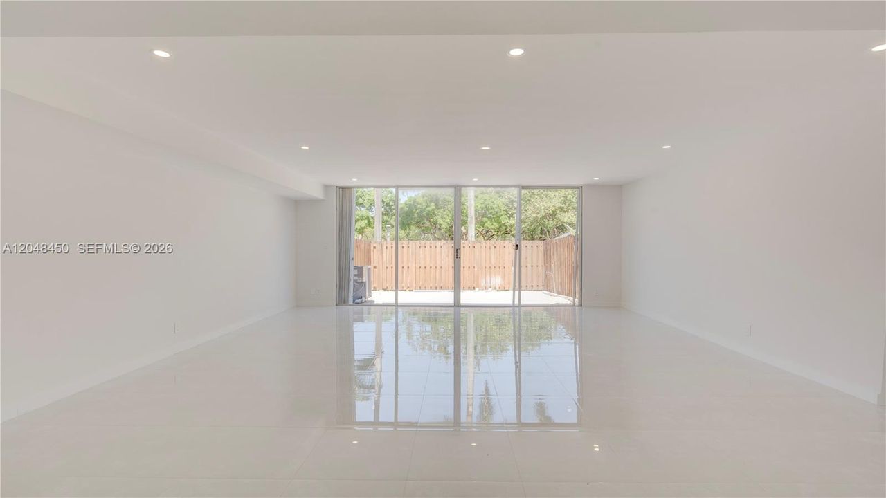 For Sale: $729,000 (3 beds, 2 baths, 1793 Square Feet)