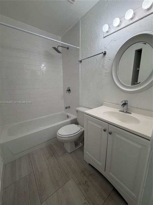 For Rent: $2,900 (3 beds, 2 baths, 1240 Square Feet)