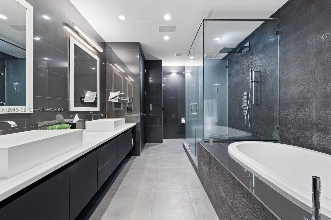 For Sale: $5,000,000 (4 beds, 4 baths, 3357 Square Feet)