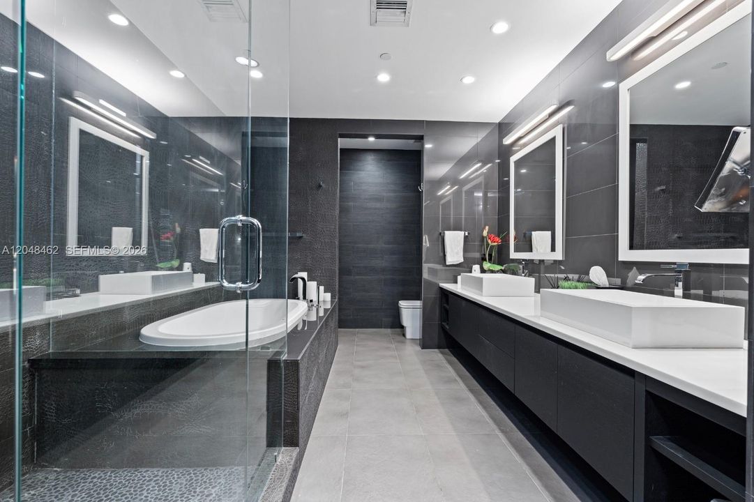 For Sale: $5,000,000 (4 beds, 4 baths, 3357 Square Feet)