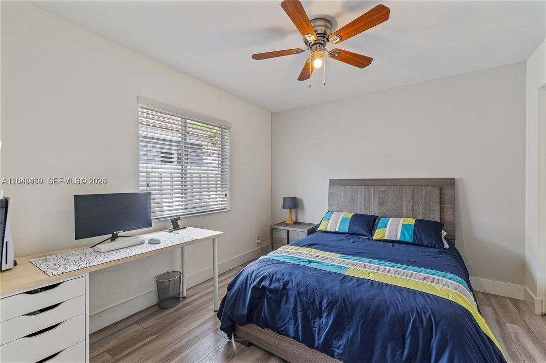 В аренду: $4,200 (3 спален, 2 ванн, 1353 Квадратных фут)