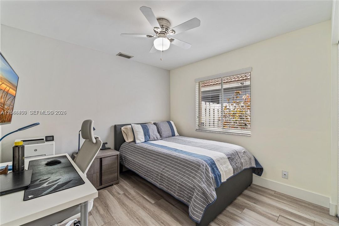 В аренду: $4,200 (3 спален, 2 ванн, 1353 Квадратных фут)