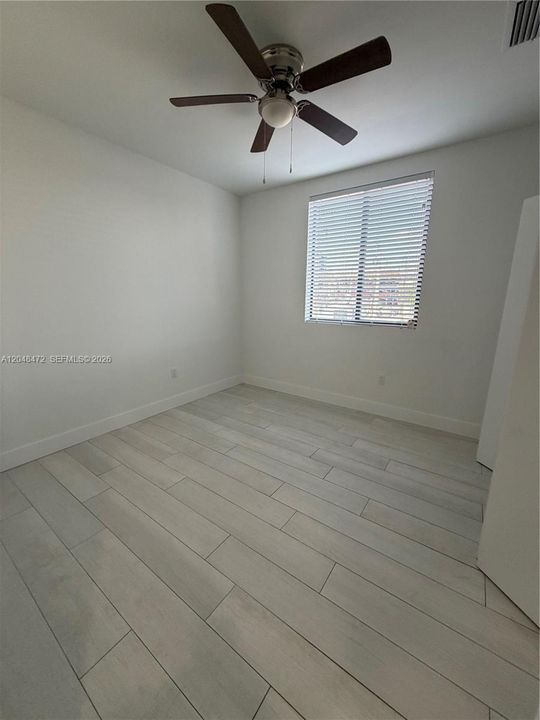 For Rent: $2,400 (24 beds, 24 baths, 865 Square Feet)
