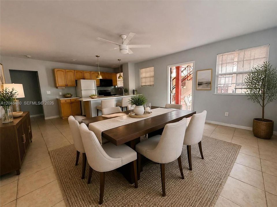 For Rent: $2,100 (3 beds, 2 baths, 1056 Square Feet)