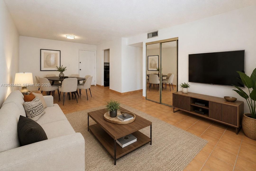 For Sale: $214,900 (2 beds, 1 baths, 770 Square Feet)