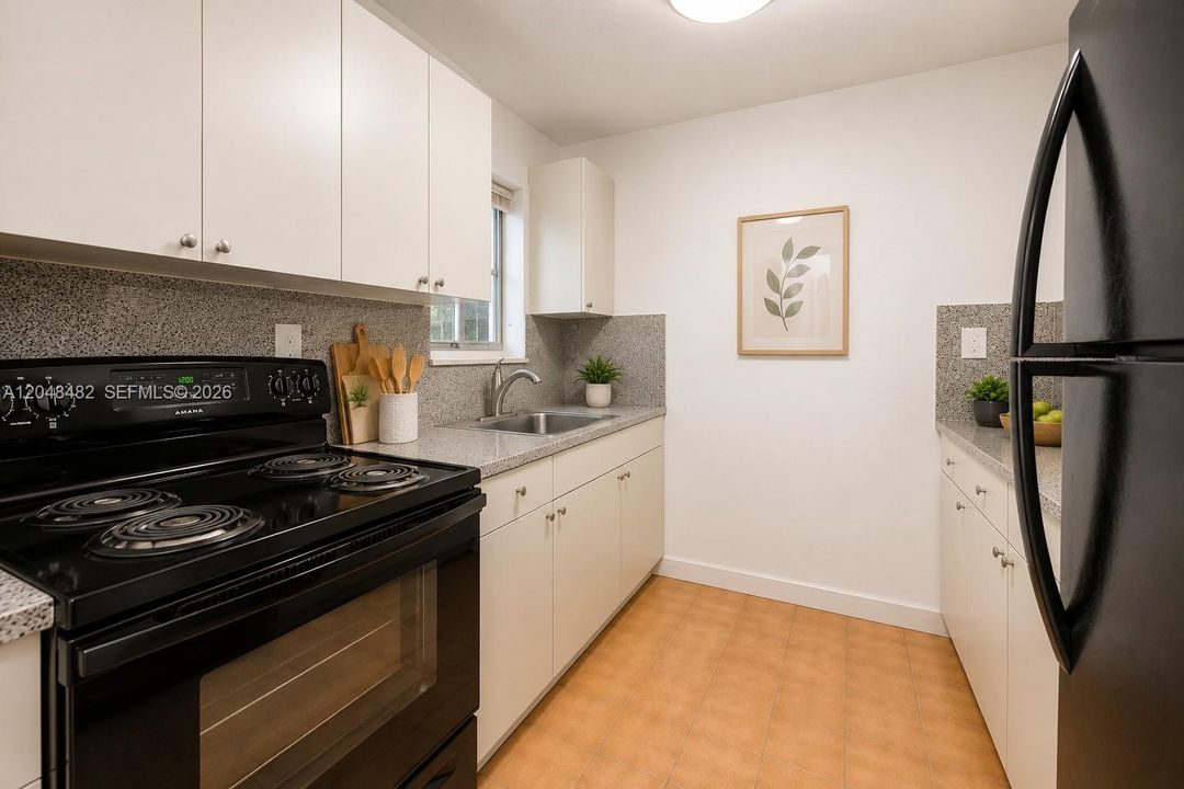 For Sale: $214,900 (2 beds, 1 baths, 770 Square Feet)