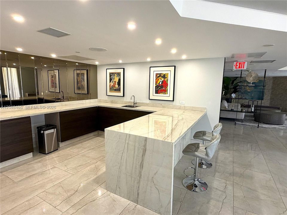 For Sale: $950,000 (3 beds, 2 baths, 2290 Square Feet)